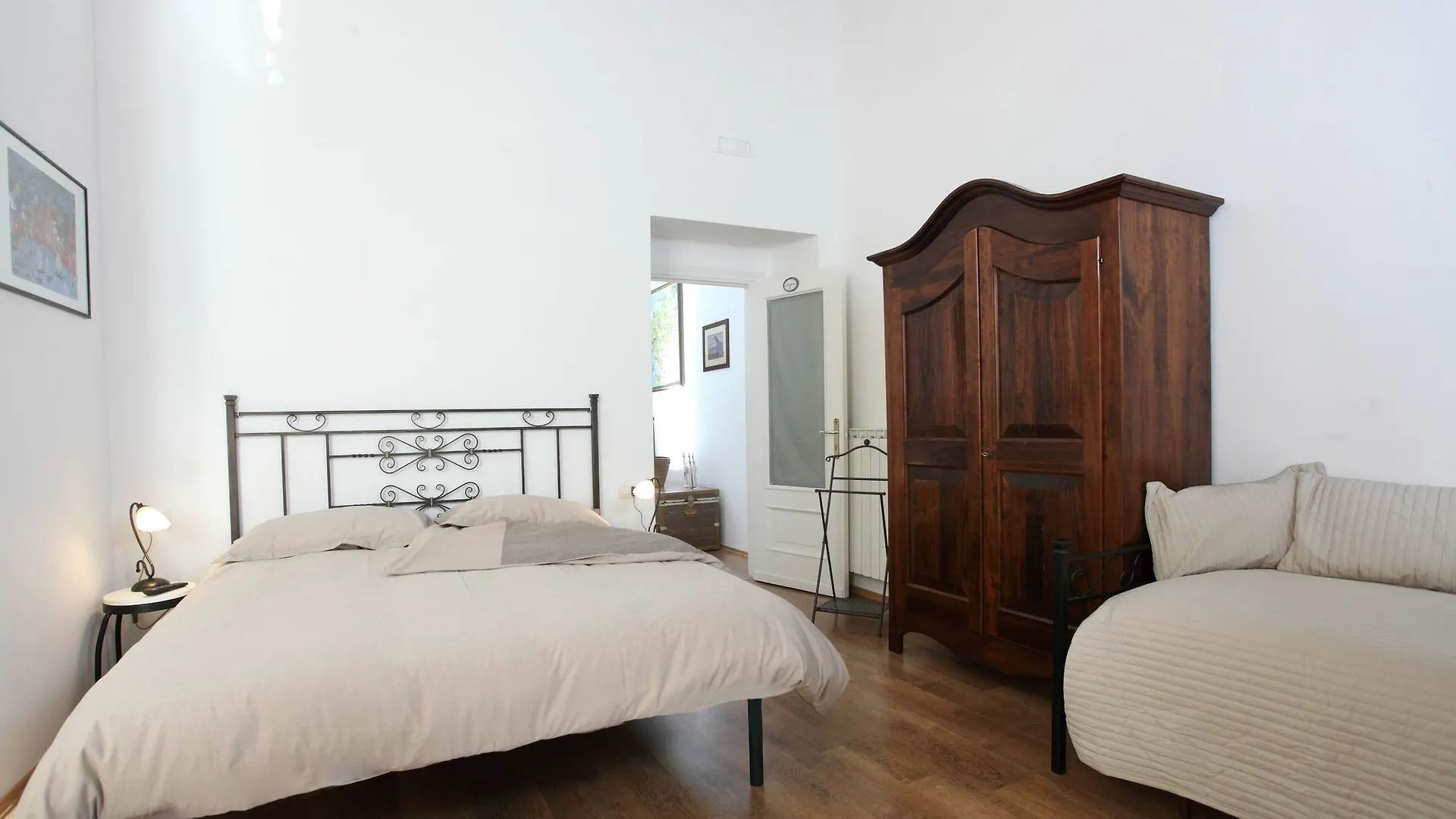 Napolipietrasanta Hotel