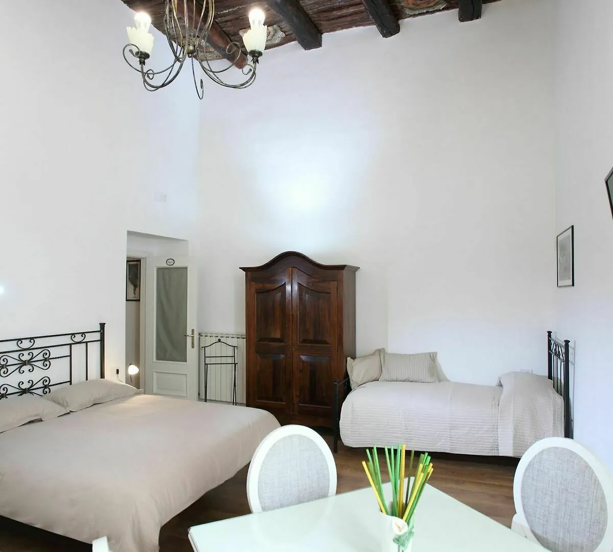 Napolipietrasanta Hotel 2*, Naples Italy