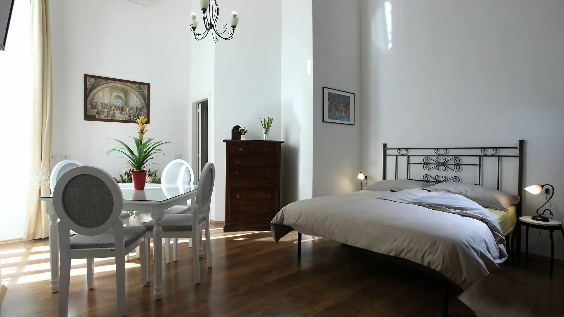 Napolipietrasanta Hotel